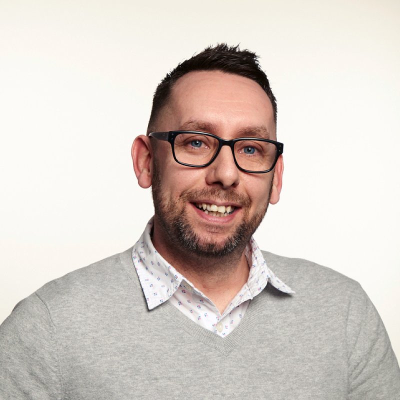 Christopher Hurst Headshot